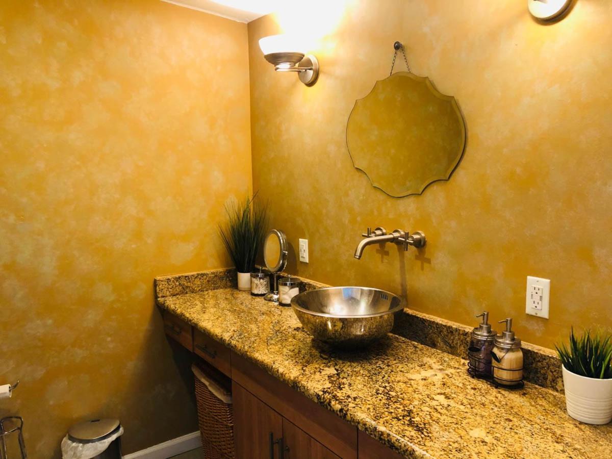 Updated Amazing Bi -Level Condo Minutes From Water Views Of New York City North Bergen Ngoại thất bức ảnh